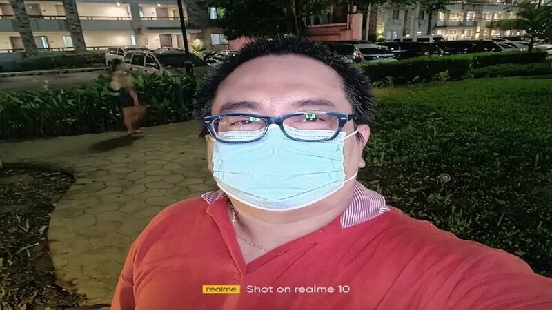 Ảnh selfie của máy không làm đẹp quá đà Ảnh selfie của máy không làm đẹp quá đà