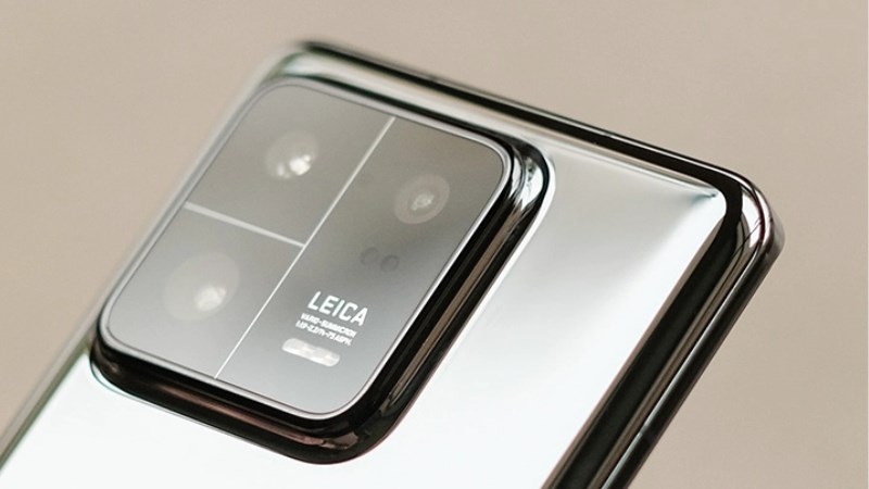 Cụm camera vuông vức