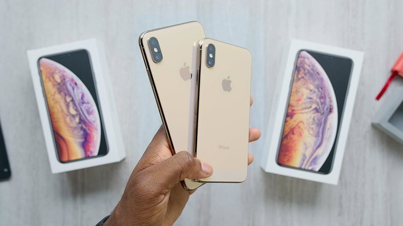 iPhone Xs thiết kế hiện đại với phần tai thỏ mới mẻ