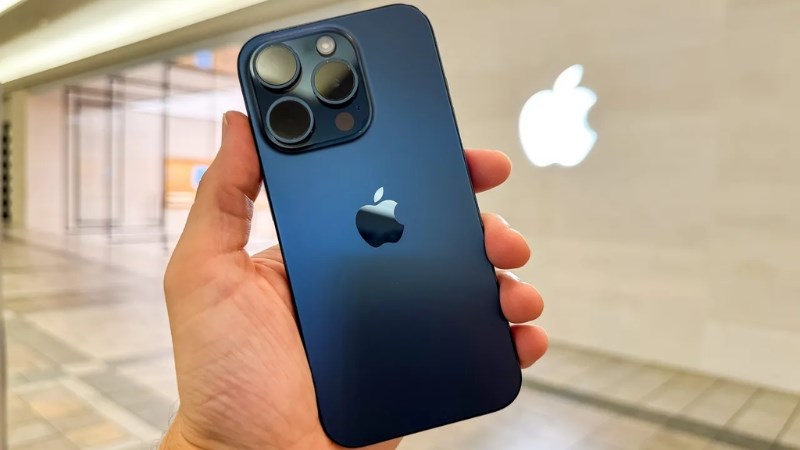 iPhone 15 Pro màu Titan Xanh