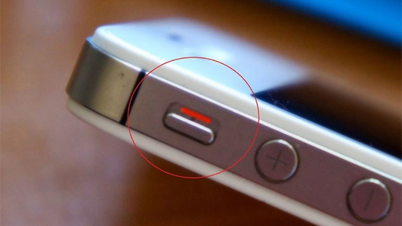 Kiểm tra xem máy của bạn có đang ở chế độ im lặng hay không Kiểm tra xem máy của bạn có đang ở chế độ im lặng hay không