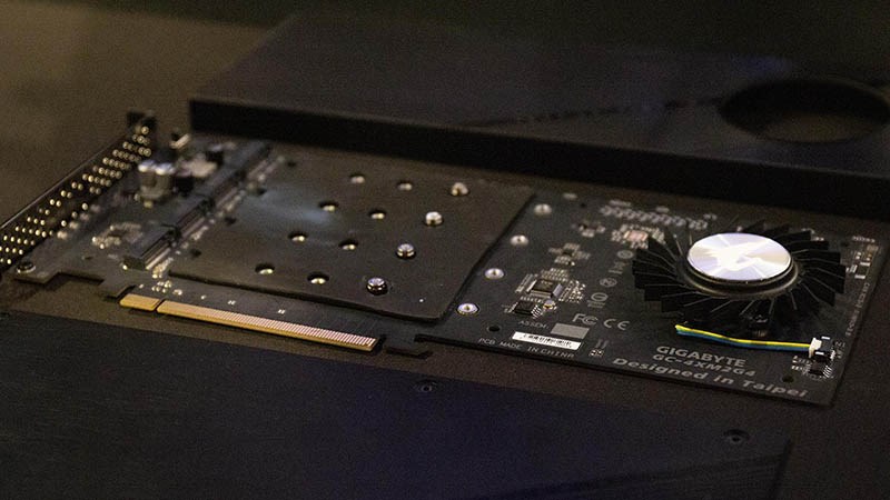 RAID SSD với dung lượng lưu trữ cực khủng RAID SSD với dung lượng lưu trữ cực khủng