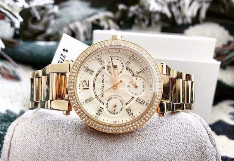 Michael Kors là một thương hiệu đồng hồ nổi tiếng tại Mỹ