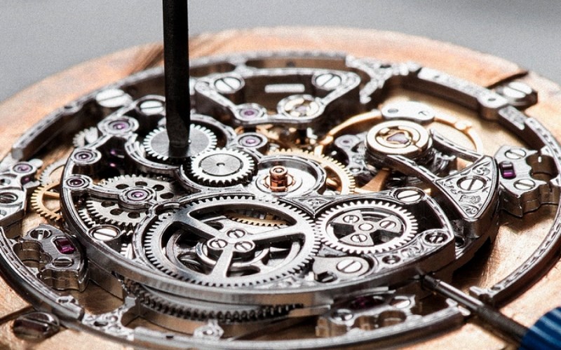 Haute Horlogerie sử dụng cỗ máy in-house với những kỳ công tốt nhất và khó nhất 
