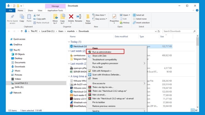 Chuột phải vào file đã download và chọn Run as administrator