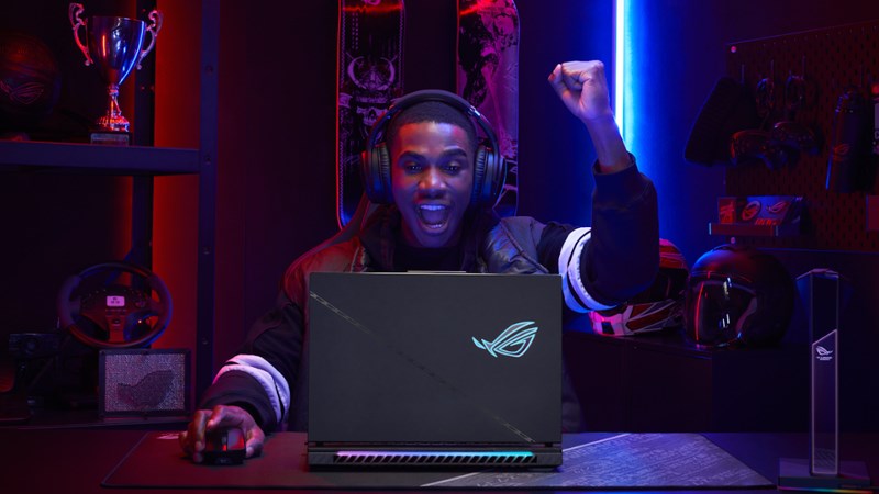 Dòng Gaming ROG mạnh mẽ được trang bị cổng mạng LAN RJ45 Dòng Gaming ROG mạnh mẽ được trang bị cổng mạng LAN RJ45