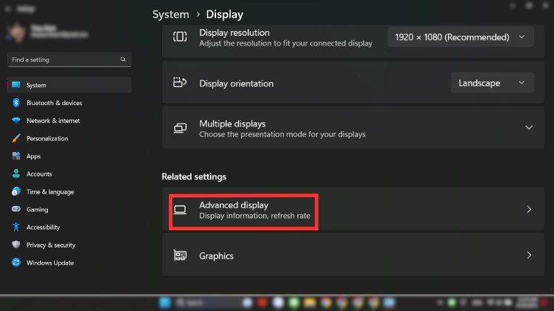 Bên dưới mục Multiple displays ở khung bên phải, chọn tiếp Advanced display settings.