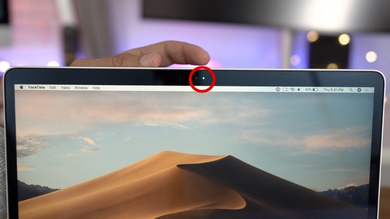 Kiểm tra webcam, mic, cảm biến, đèn phím và loa để không mua phải hàng hư hỏng Kiểm tra webcam, mic, cảm biến, đèn phím và loa để không mua phải hàng hư hỏng