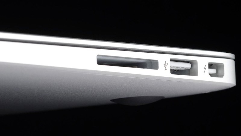 Kiểm tra USB, dây LAN cho đến thunderbolt, USB-C,… Kiểm tra USB, dây LAN cho đến thunderbolt, USB-C,…