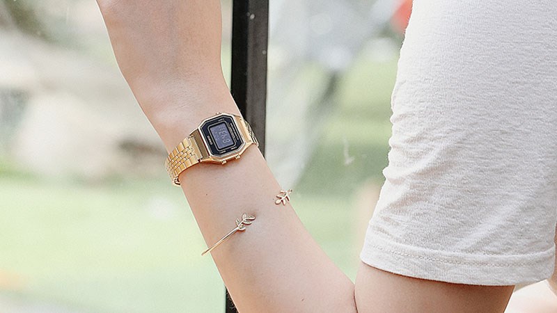 Đồng hồ CASIO Unisex LA680WGA-1BDF sở hữu khung viền nhựa PC hạn chế hư hỏng
