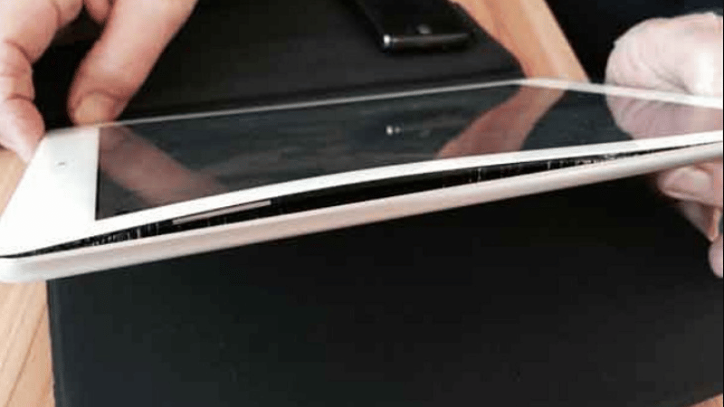 Pin iPad bị phồng làm lỗi màn hình Pin iPad bị phồng làm lỗi màn hình