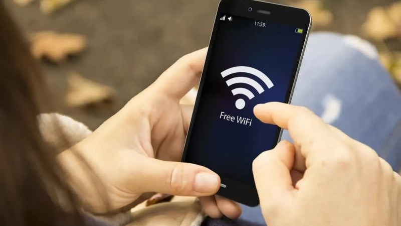 Hạn chế dùng Wifi công cộng không đáng tin cậy