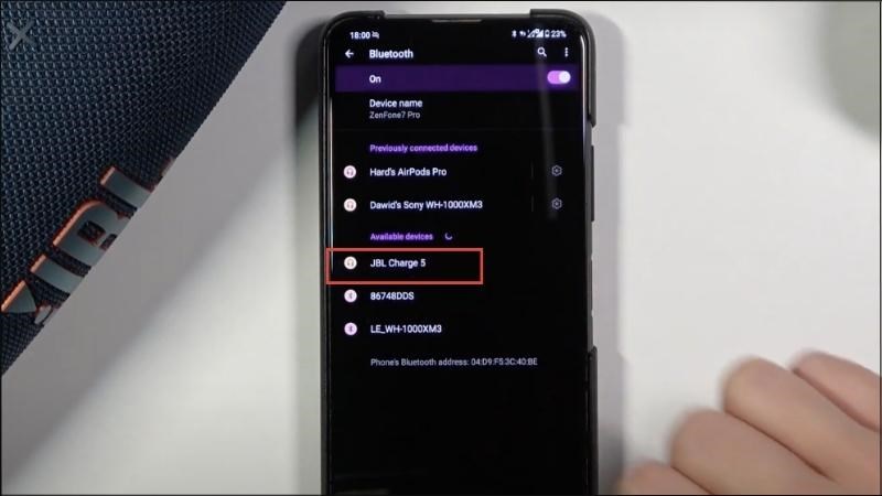 Đợi hệ thống nhận Bluetooth từ loa > Chọn loa Bluetooth của bạn Đợi hệ thống nhận Bluetooth từ loa > Chọn loa Bluetooth của bạn