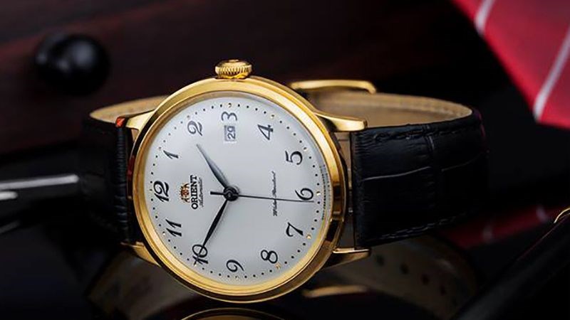 Orient RA-AC0002S10B - Cơ tự động có dây đeo được làm từ da mềm mại Orient RA-AC0002S10B - Cơ tự động có dây đeo được làm từ da mềm mại