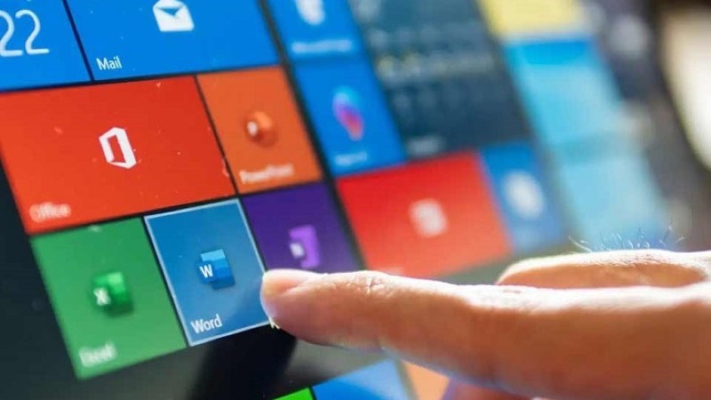 Hệ điều hành Windows 8 trở lên có hỗ trợ thao tác cảm ứng