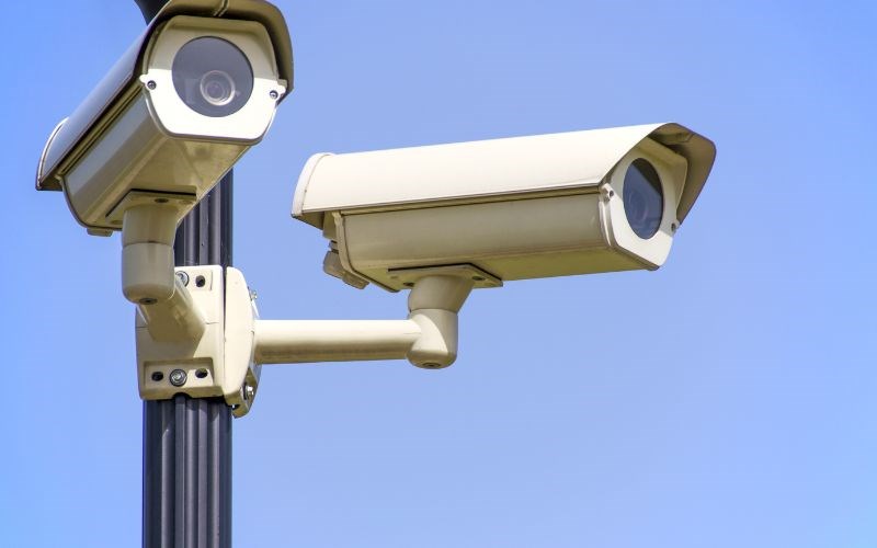 Camera hồng ngoại ở ngoài trời nên chọn loại có tính năng chống nước, chống bụi Camera hồng ngoại ở ngoài trời nên chọn loại có tính năng chống nước, chống bụi
