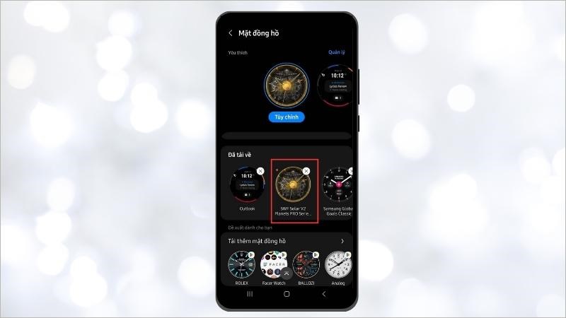 Tìm mặt đồng hồ bạn vừa tải > Nhấn chọn mẫu để đổi là hoàn tất 