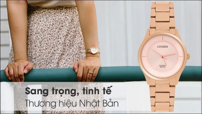 Mặt số được tối giản hết mức giúp mang lại sự tinh tế, thanh lịch Mặt số được tối giản hết mức giúp mang lại sự tinh tế, thanh lịch