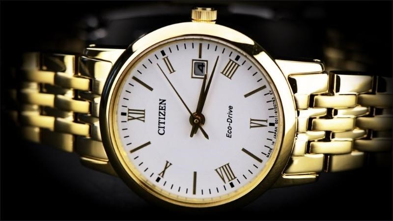 Citizen WR50 Eco-Drive sử dụng bộ máy Eco-Drive được tổng hợp từ năng lượng ánh sáng Citizen WR50 Eco-Drive sử dụng bộ máy Eco-Drive được tổng hợp từ năng lượng ánh sáng