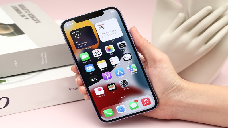 iPhone 12 Pro có giá cao hơn các sản phẩm còn lại