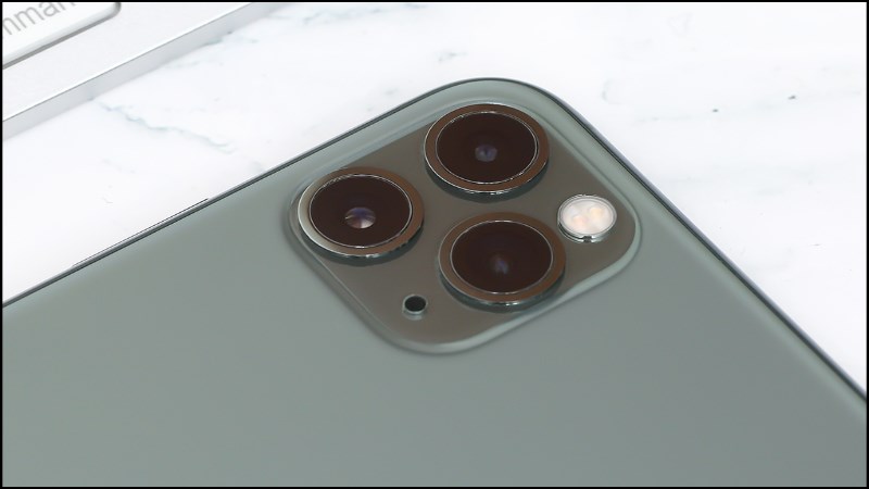 iPhone 11 Pro Max có thể quay video 4K iPhone 11 Pro Max có thể quay video 4K