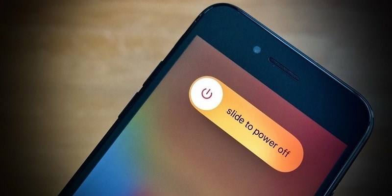 Khởi động lại iPhone của bạn Khởi động lại iPhone của bạn
