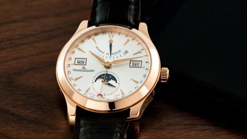 Jaeger-LeCoultre Master Calendar mỏng và đơn giản