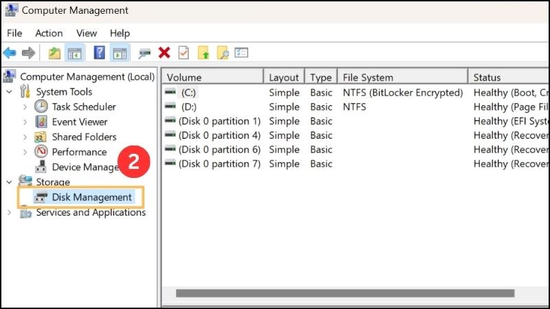 Tại cửa sổ trang Computer Management, chọn Disk Management