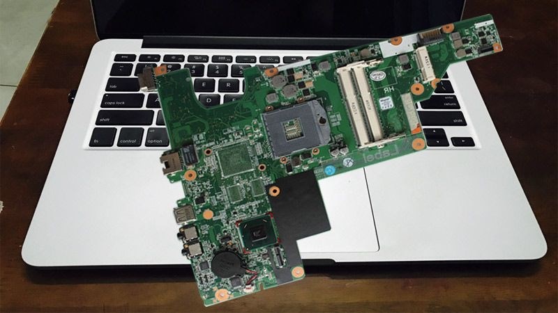 Các trường hợp cần thay main laptop