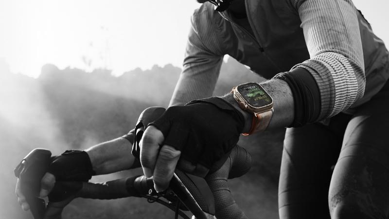 Dây đeo Apple Watch Ultra 2 Trail Loop cho người chạy bộ Dây đeo Apple Watch Ultra 2 Trail Loop cho người chạy bộ