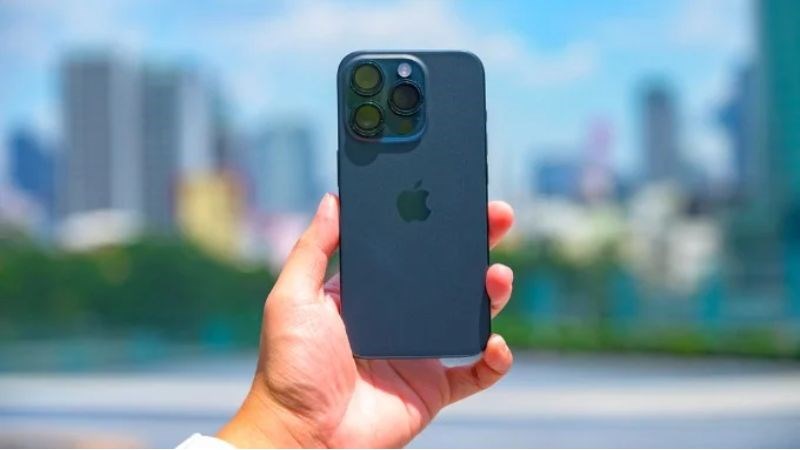 Hiện tại iPhone 15 Pro đang có giá bán vô cùng ưu đãi tại TGDĐ