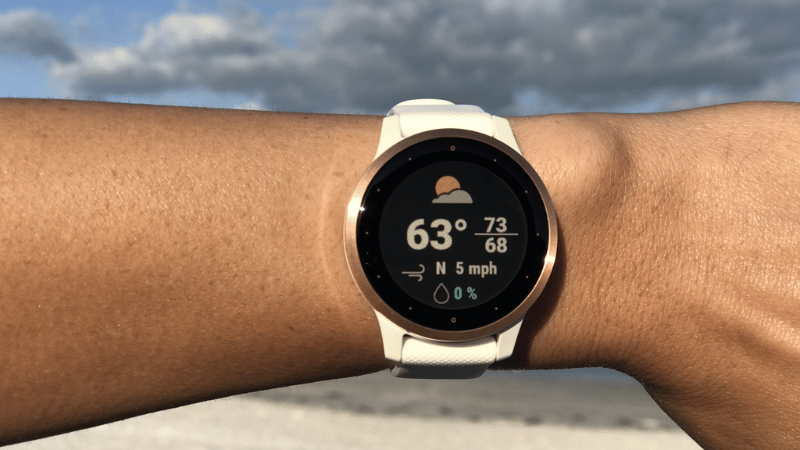 GARMIN vivoactive 4 sở hữu khung Polyme và viền nhôm thiết kế sang trọng