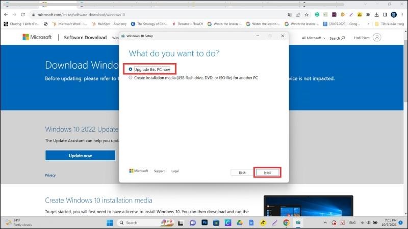 Tích chọn Upgrage this PC now và nhấn Next Tích chọn Upgrage this PC now và nhấn Next