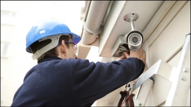 z Liên hệ với đại lý, nhà bán lẻ, nhà cung cấp, hay cửa hàng đã mua camera để được hỗ trợ
