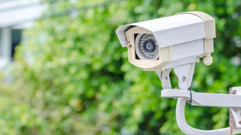 Camera thân thích hợp sử dụng ở ngoài trời và các không gian mở