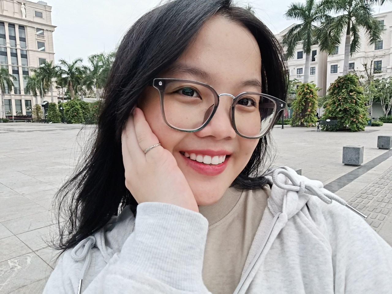 Ảnh chụp selfie từ camera của Honor 90 Lite.