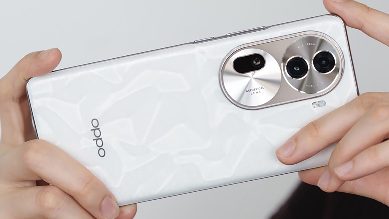 OPPO Reno11 được trang bị cụm camera SLR với các thông số ấn tượng