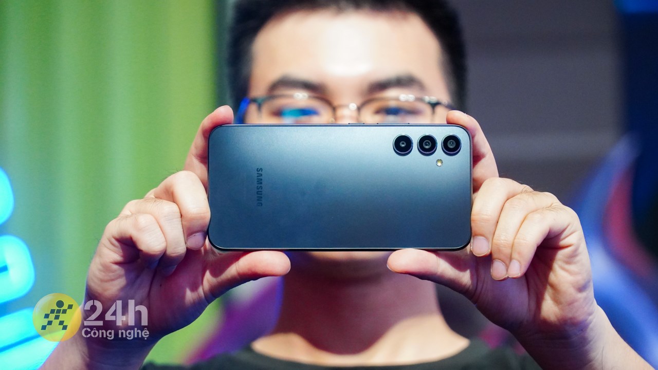 Còn Galaxy A15 5G thì ai nên sở hữu? Còn Galaxy A15 5G thì ai nên sở hữu?