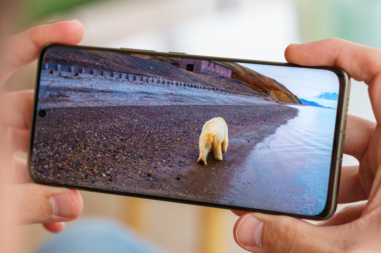 Xiaomi 14 Ultra dường như sẽ là mẫu smartphone có độ sáng cao nhất hiện này Xiaomi 14 Ultra dường như sẽ là mẫu smartphone có độ sáng cao nhất hiện này