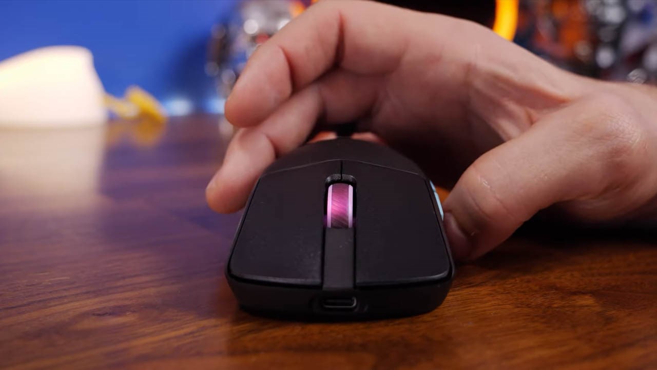 Trên tay ASUS ROG Harpe