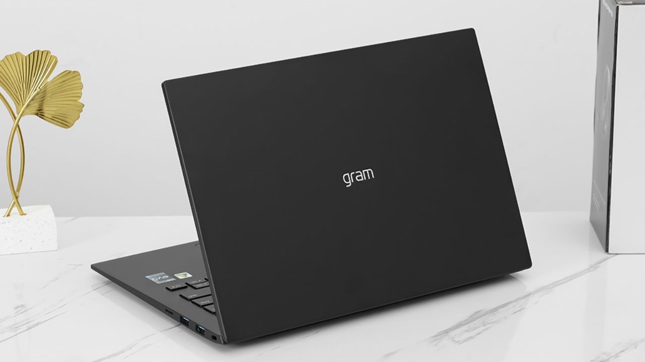 Laptop LG cao cấp, thiết kế cực sang trọng đang giảm giá đến 11%