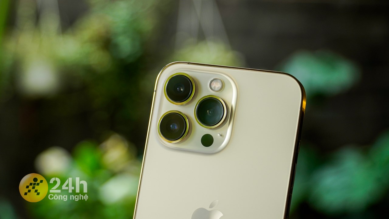 Dù iPhone 13 Pro chỉ có camera độ phân giải 12 MP nhưng máy vẫn hứa hẹn mang đến những bức ảnh chất lượng. Dù iPhone 13 Pro chỉ có camera độ phân giải 12 MP nhưng máy vẫn hứa hẹn mang đến những bức ảnh chất lượng.