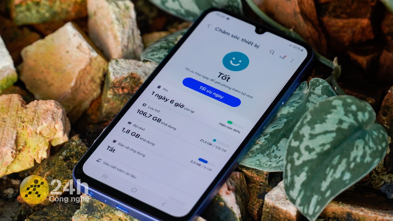 Galaxy A25 5G còn được trang bị 2 mức dung lượng RAM phù hợp trong phân khúc tầm trung. Galaxy A25 5G còn được trang bị 2 mức dung lượng RAM phù hợp trong phân khúc tầm trung.
