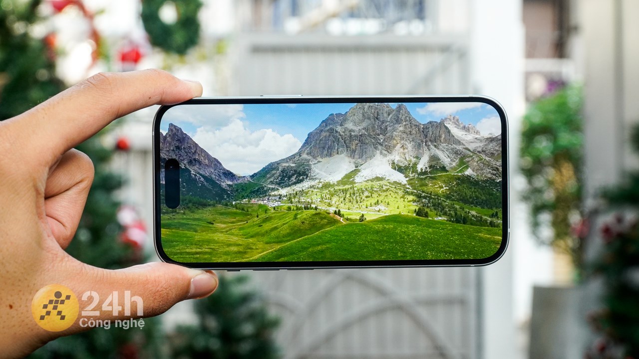 iPhone 15 còn có chất lượng hiển thị rất ấn tượng. iPhone 15 còn có chất lượng hiển thị rất ấn tượng.