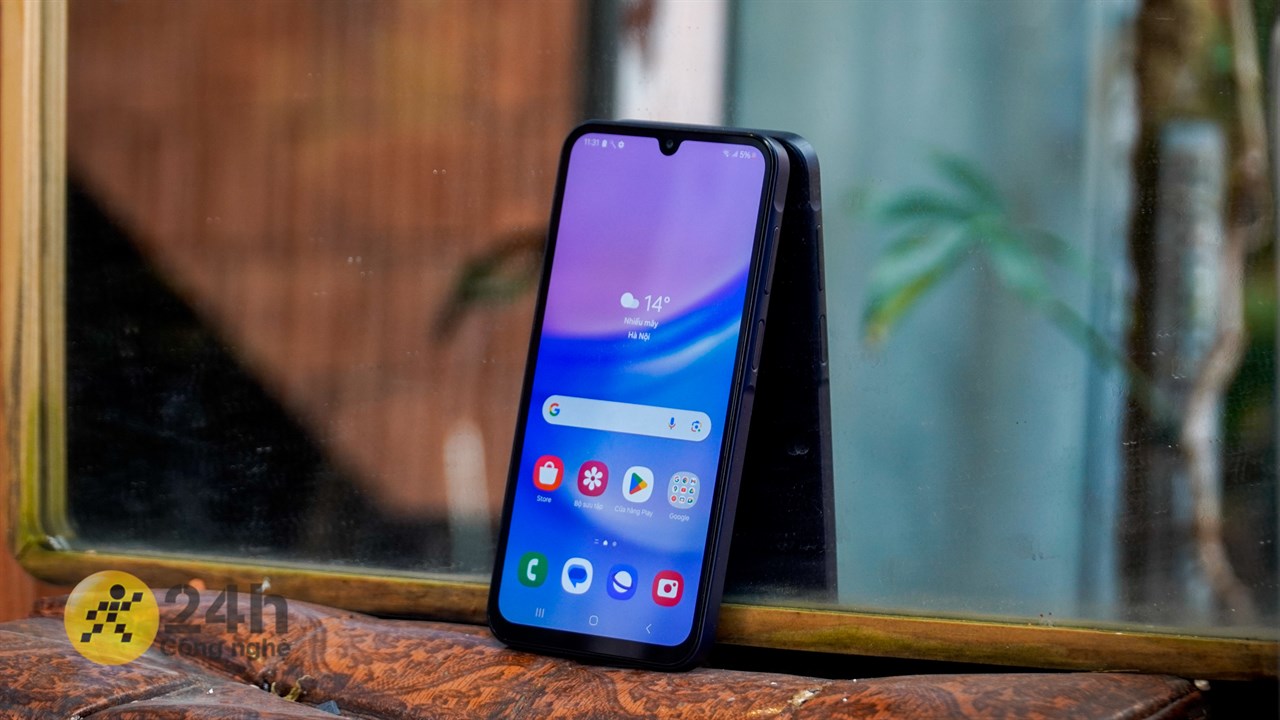 Galaxy A15 là thiết bị rất đáng dùng của nhà Samsung trong tầm giá 5 triệu. Galaxy A15 là thiết bị rất đáng dùng của nhà Samsung trong tầm giá 5 triệu.
