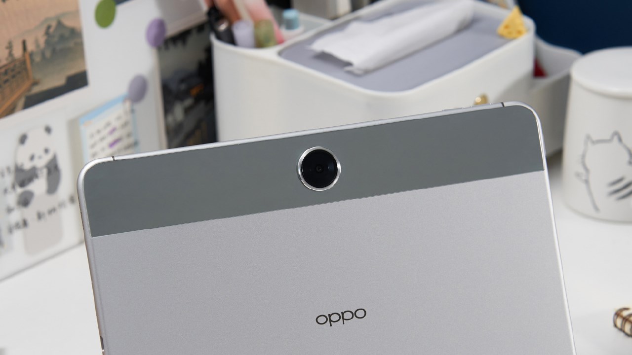 OPPO Pad Air2 được trang bị camera 8 MP ở mặt trước và mặt sau