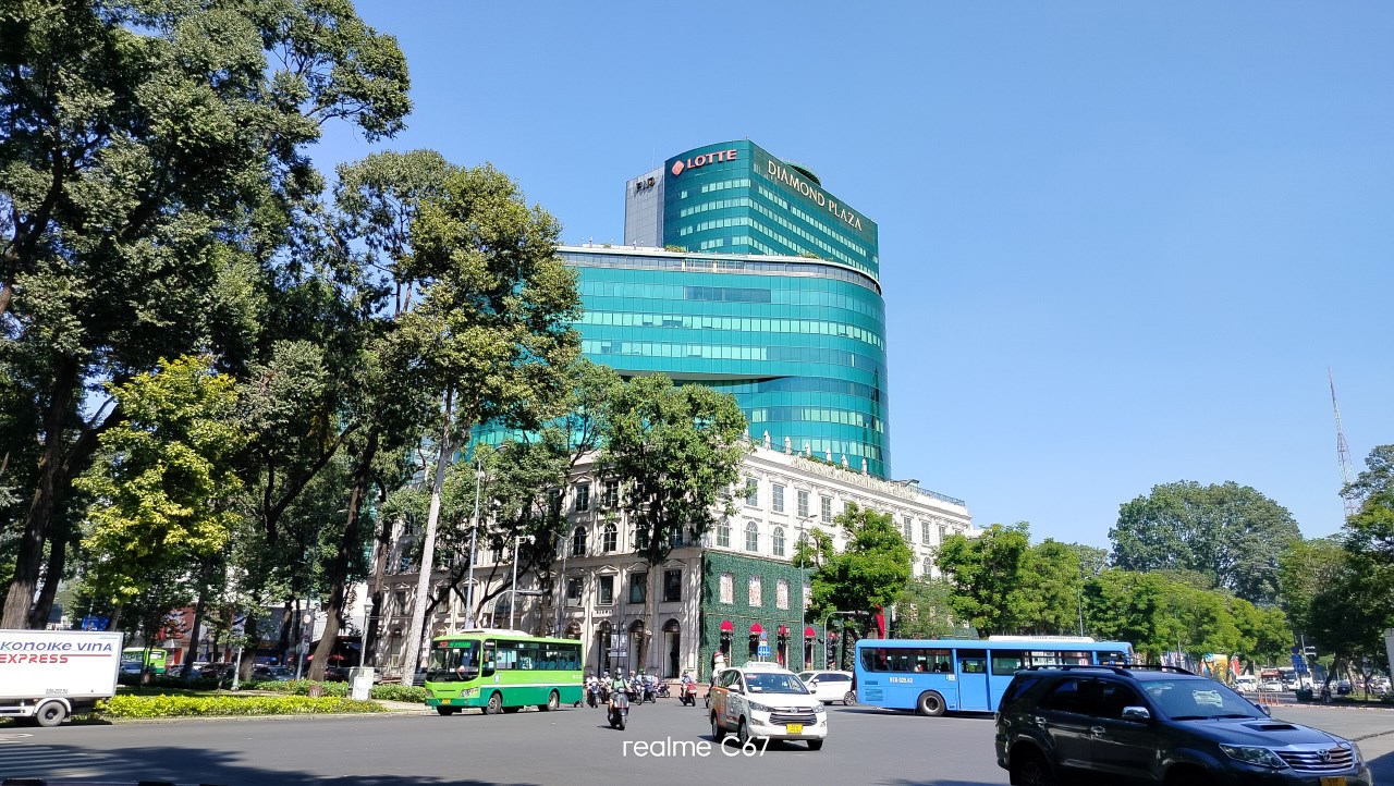 Ảnh chụp tiêu cự 24 mm chế độ Street Mode từ camera của realme C67. Ảnh chụp tiêu cự 24 mm chế độ Street Mode từ camera của realme C67.