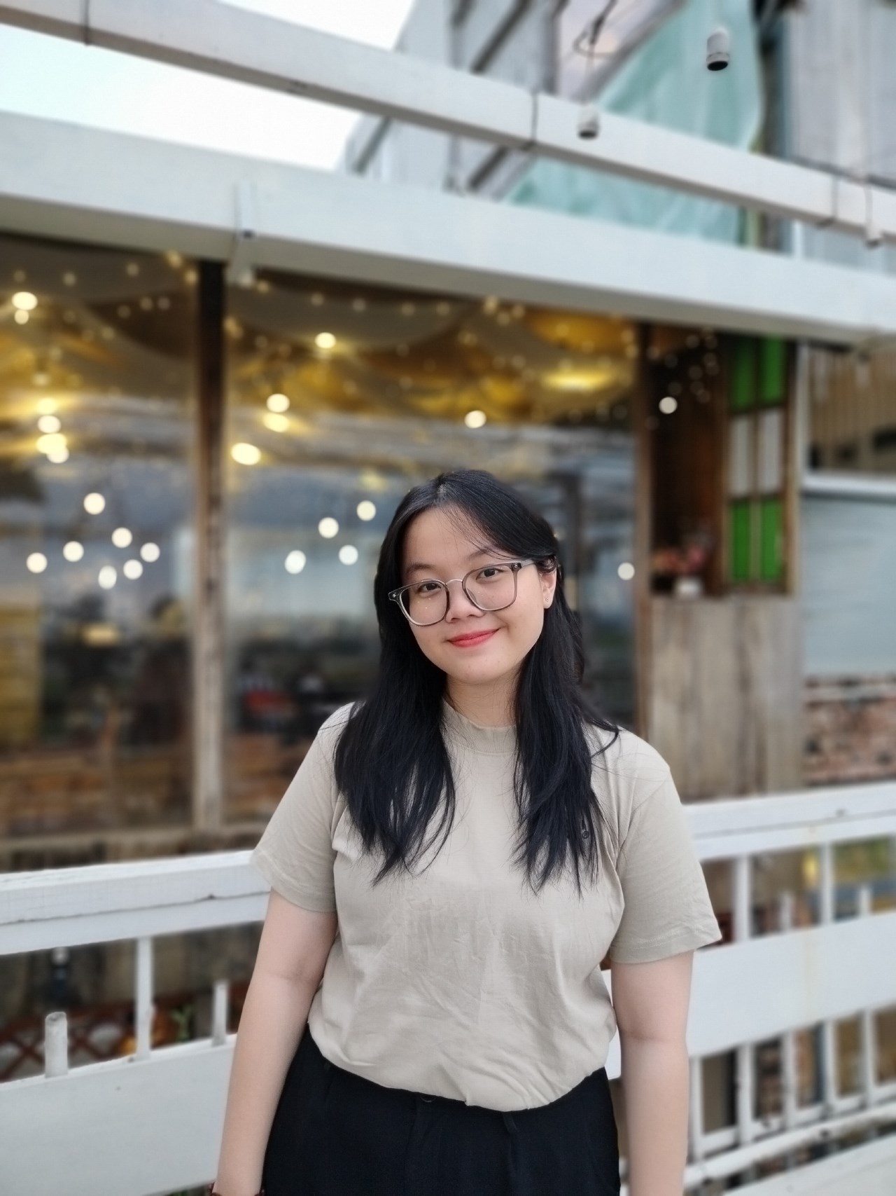 Ảnh chụp chân dung xóa phông 1x trong điều kiện đủ sáng từ camera của realme C67. Ảnh chụp chân dung xóa phông 1x trong điều kiện đủ sáng từ camera của realme C67.