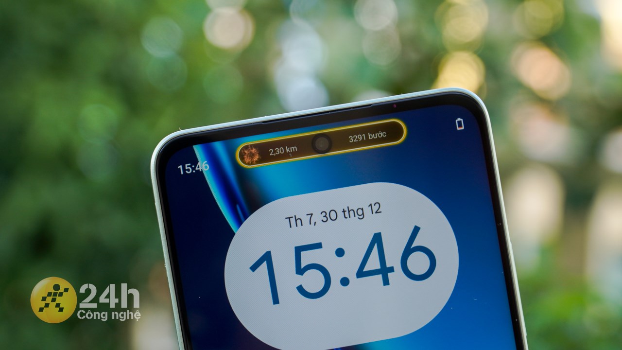 Mini Capsule 2.0 trên realme C67 có thể hiển thị số bước chân cũng như quãng đường mà mình đã di chuyển. Mini Capsule 2.0 trên realme C67 có thể hiển thị số bước chân cũng như quãng đường mà mình đã di chuyển.