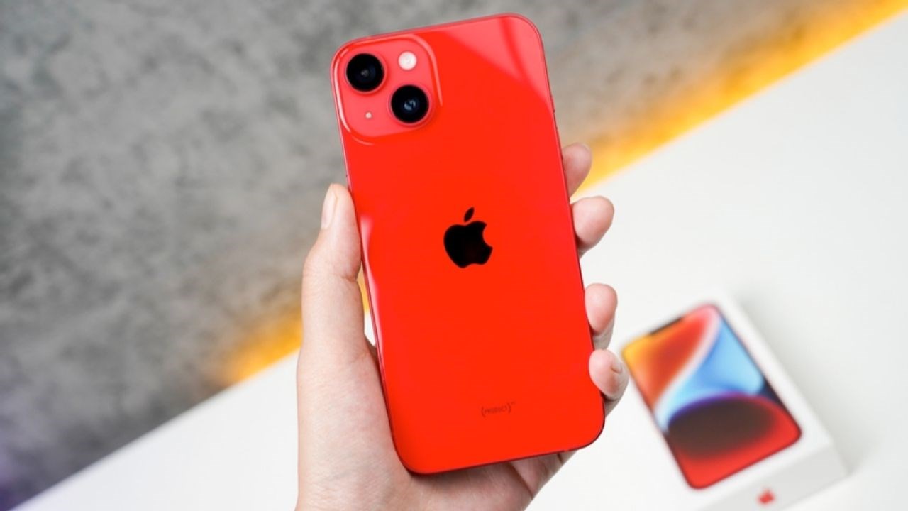 Bạn nghĩ sao về phiên bản màu đỏ trên iPhone 14 Red Product, hãy để lại bình luận ở phía dưới nhé. Nguồn: tinhte.vn